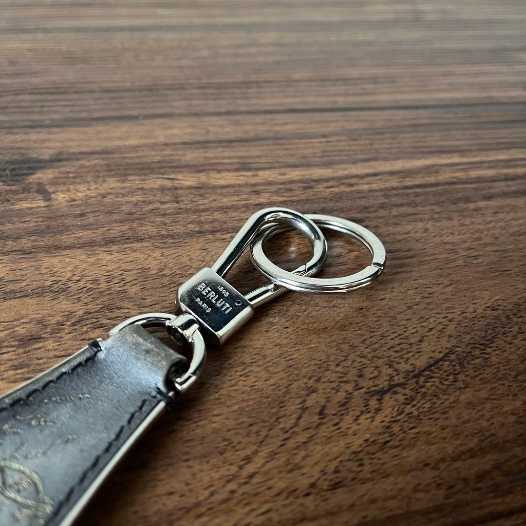 【美品！！】ベルルッティ シューホーン 靴ベラ カリグラフィー キーホルダー