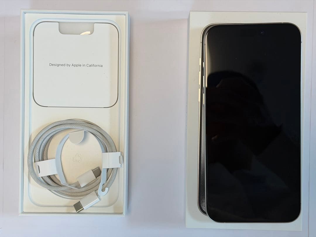 iPhone 15 pro max 256GB 新品未使用 ホワイトチタニウム