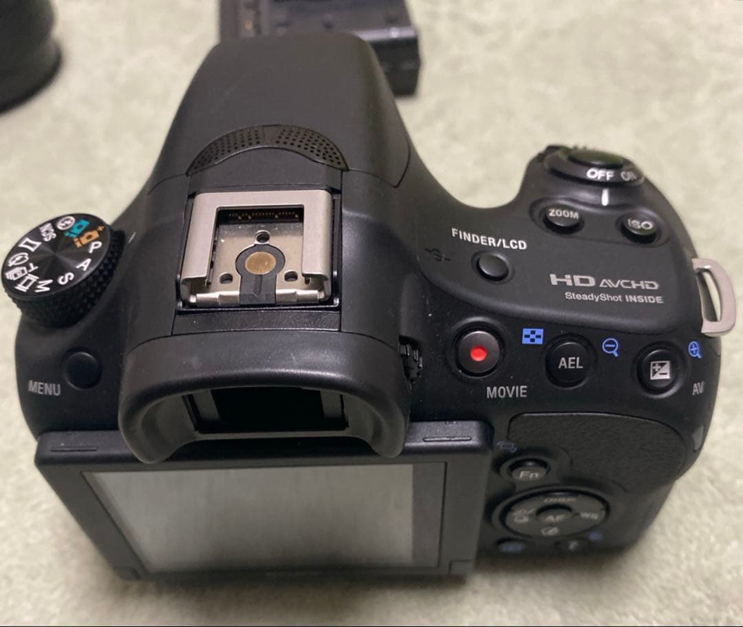 値下げ シャッター回数1197回 SONY α58 SLT-A58Wズームセット