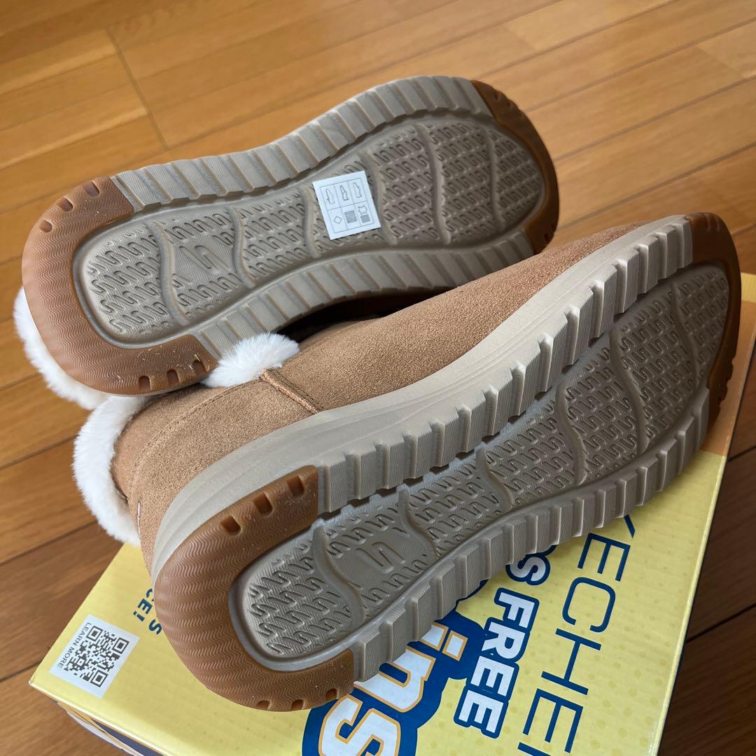 SKECHERS レディース スリップイン　冬用ブーツ24cm