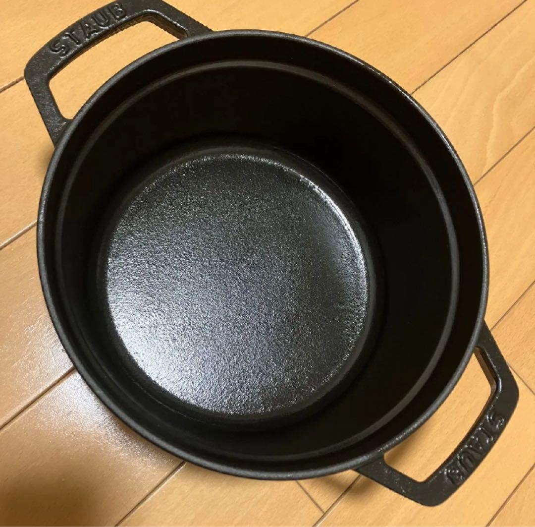 訳あり美品 ストウブ ピコ ココット ラウンド ブラック 20cm 両手鍋