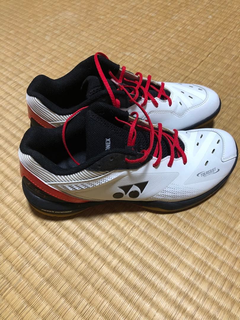 YONEX バドミントンシューズ 65zホワイト/レッド