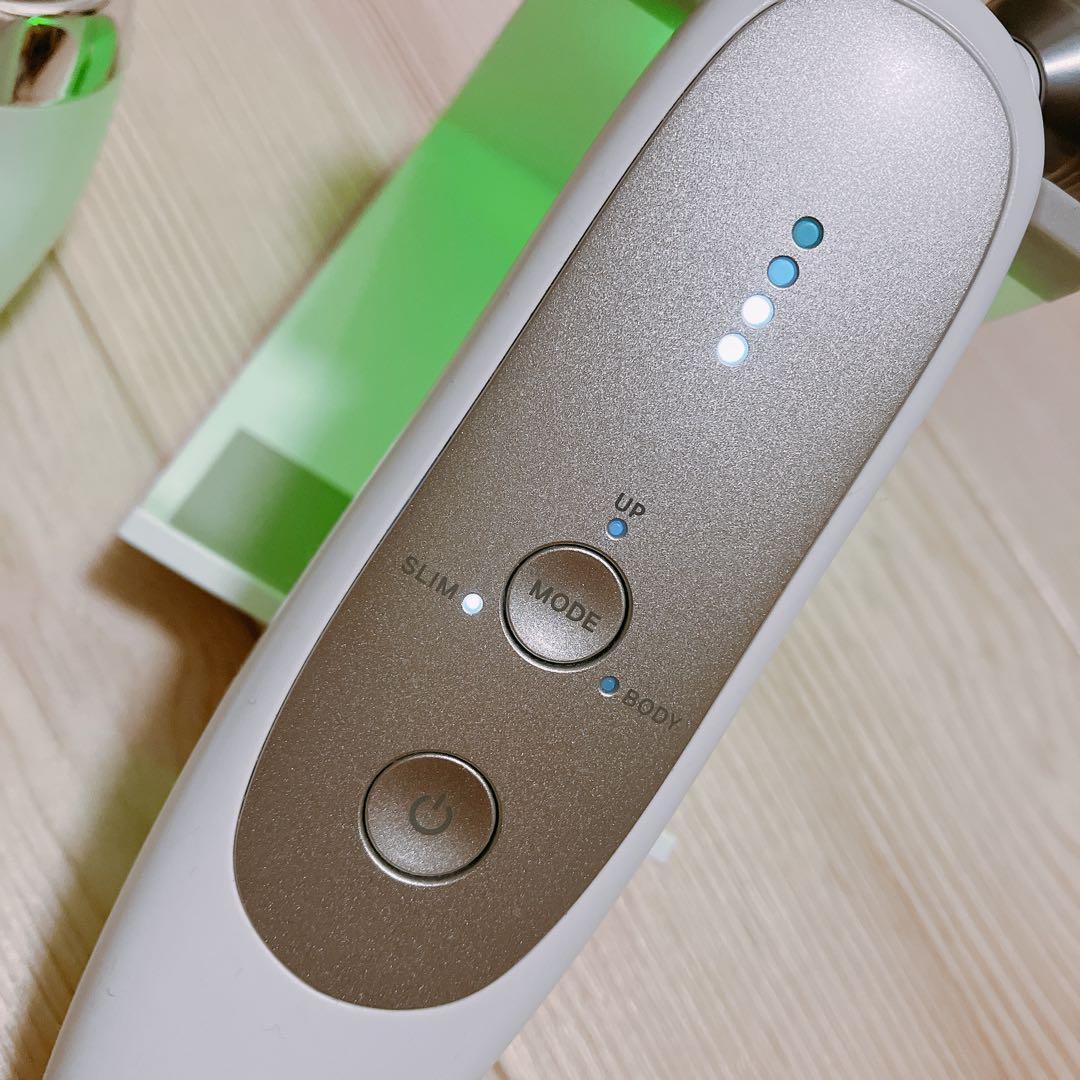 メディキューブ 美顔器 EMS＆ユーセラ＆ダーマエア（バラも相談可）