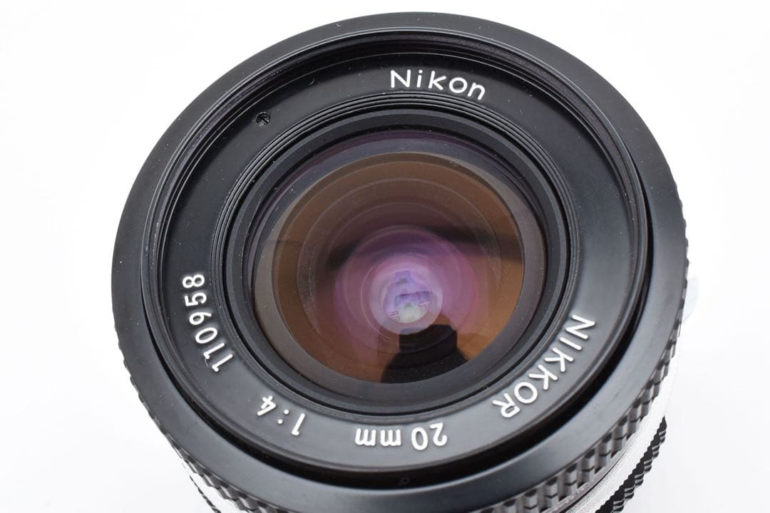 美品 Nikon New Nikkor 20mm f/4 広角レンズ