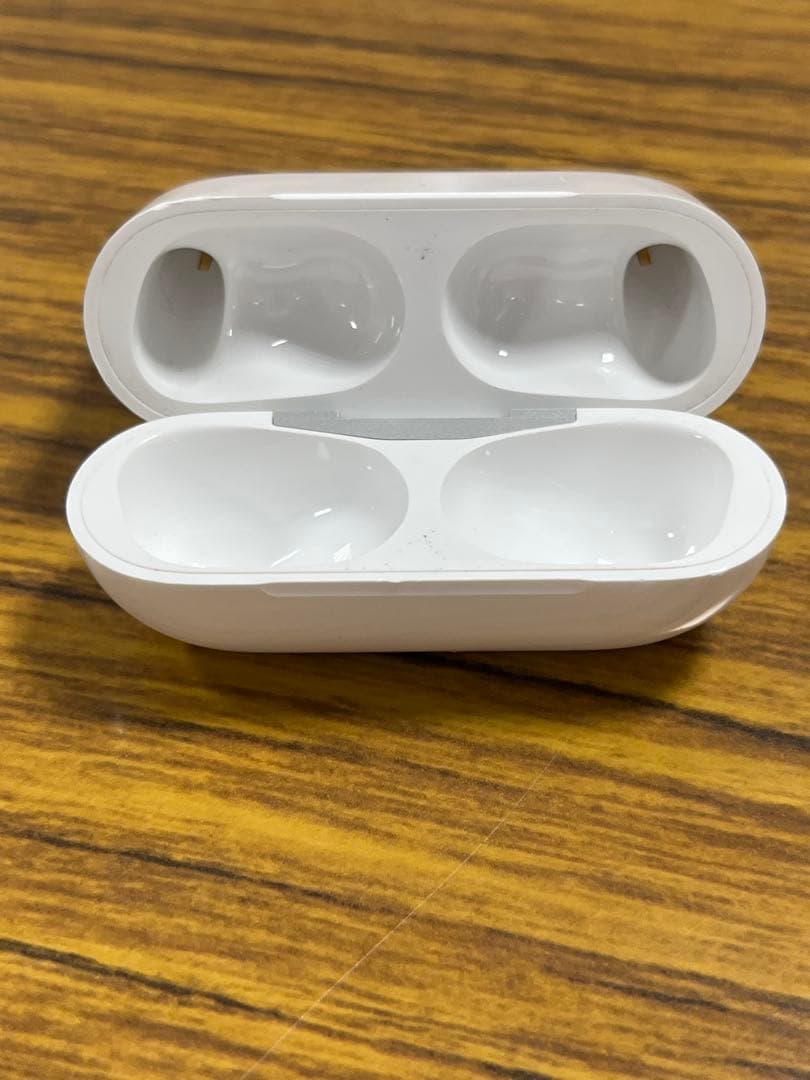 AirPods pro2 イヤホンケースのみ (タイプC)