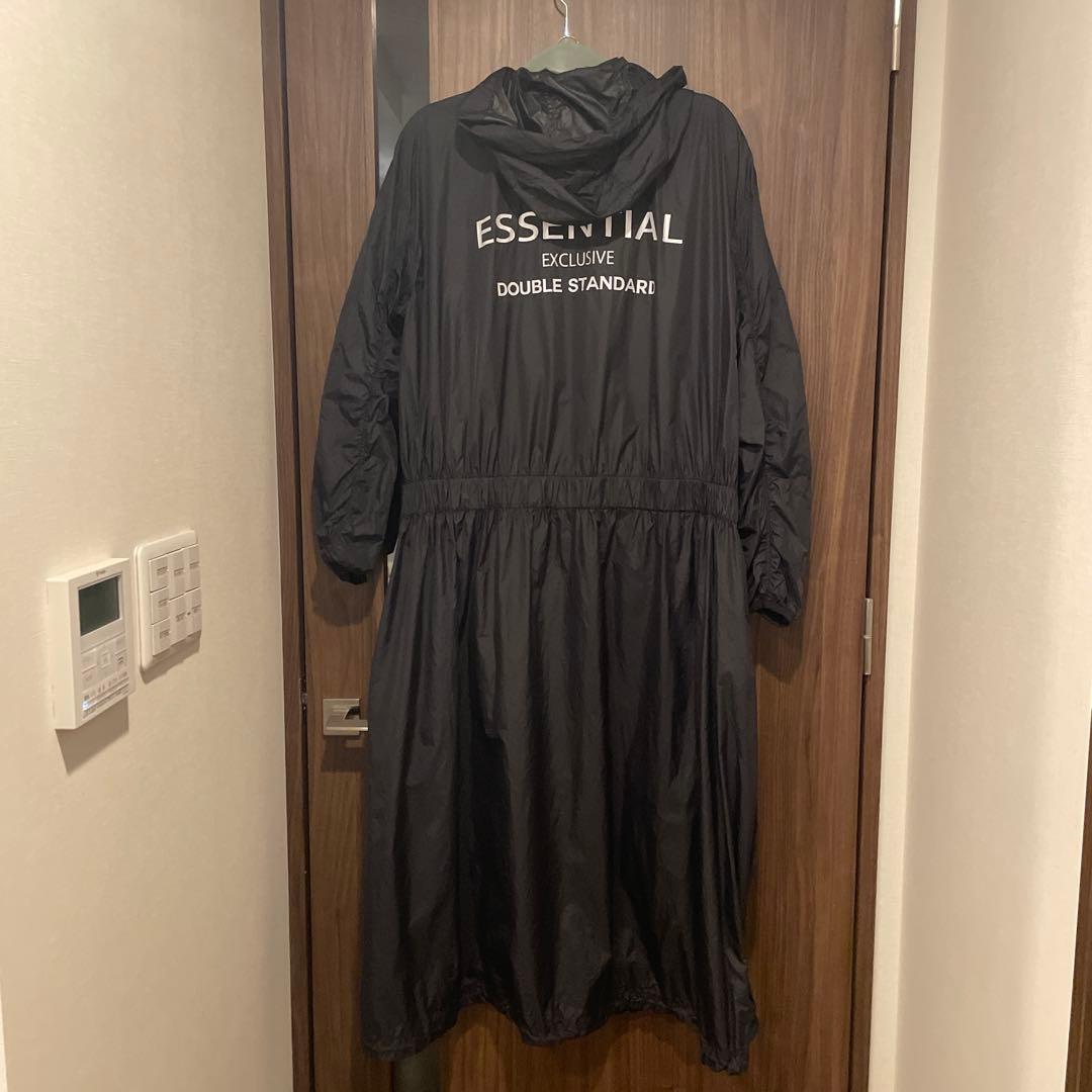 ESSENTIAL レインコート