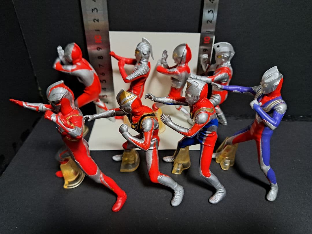 バンダイHDM創絶「超ウルトラ8兄弟」ノーマル・グリッター16体セット