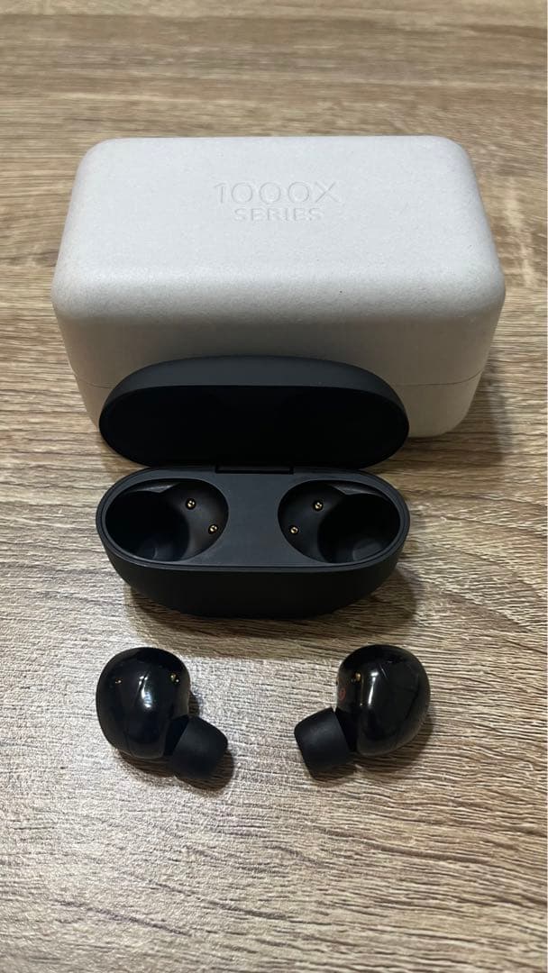 早い者勝ち　【極美品】WF-1000XM5: SONY ワイヤレスイヤホン