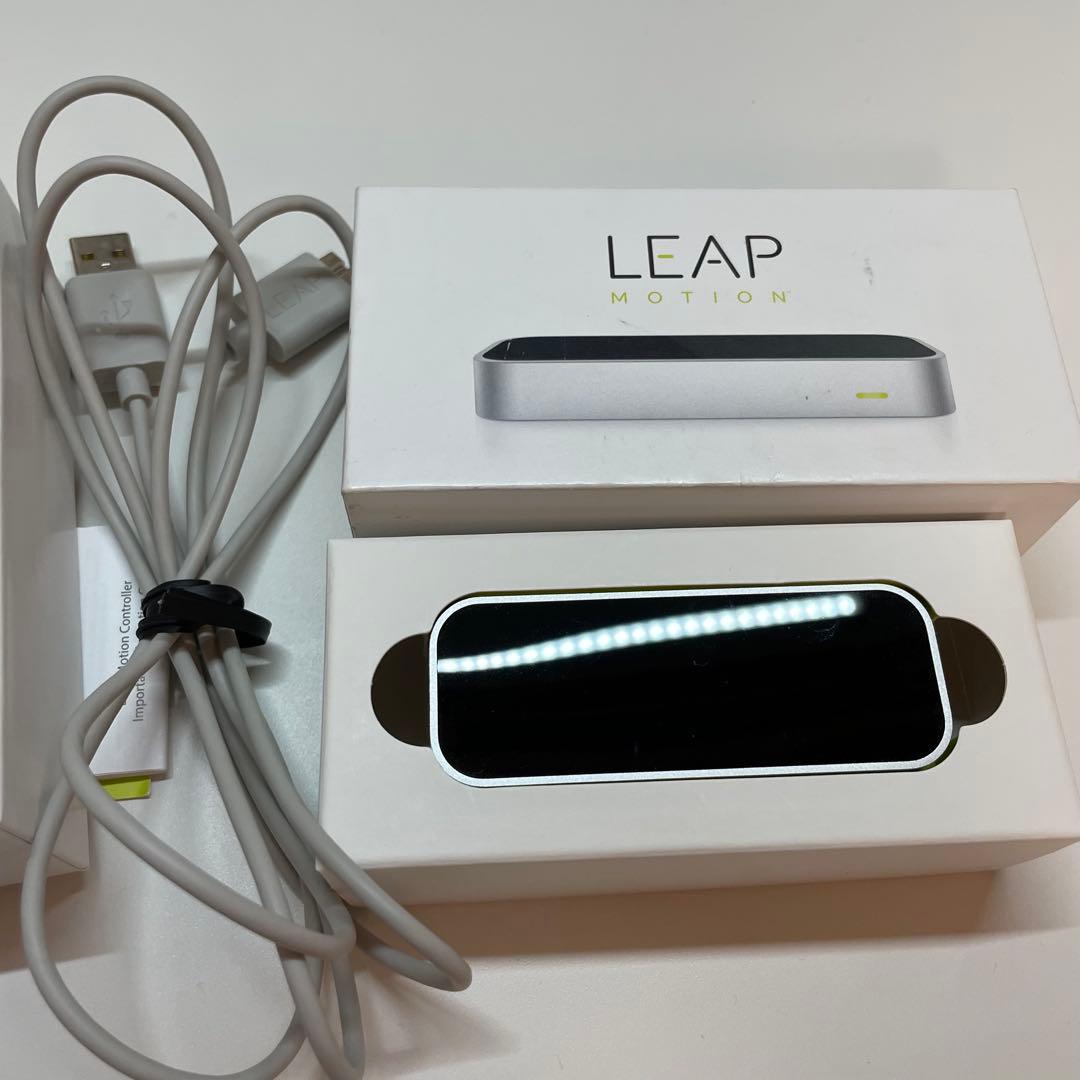 LEAP MOTION 本体+ネックストラップ(別売り品)