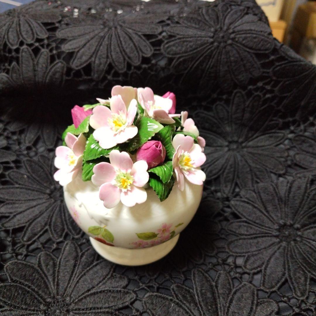 エインズレイ陶花　チェリーブロッサム