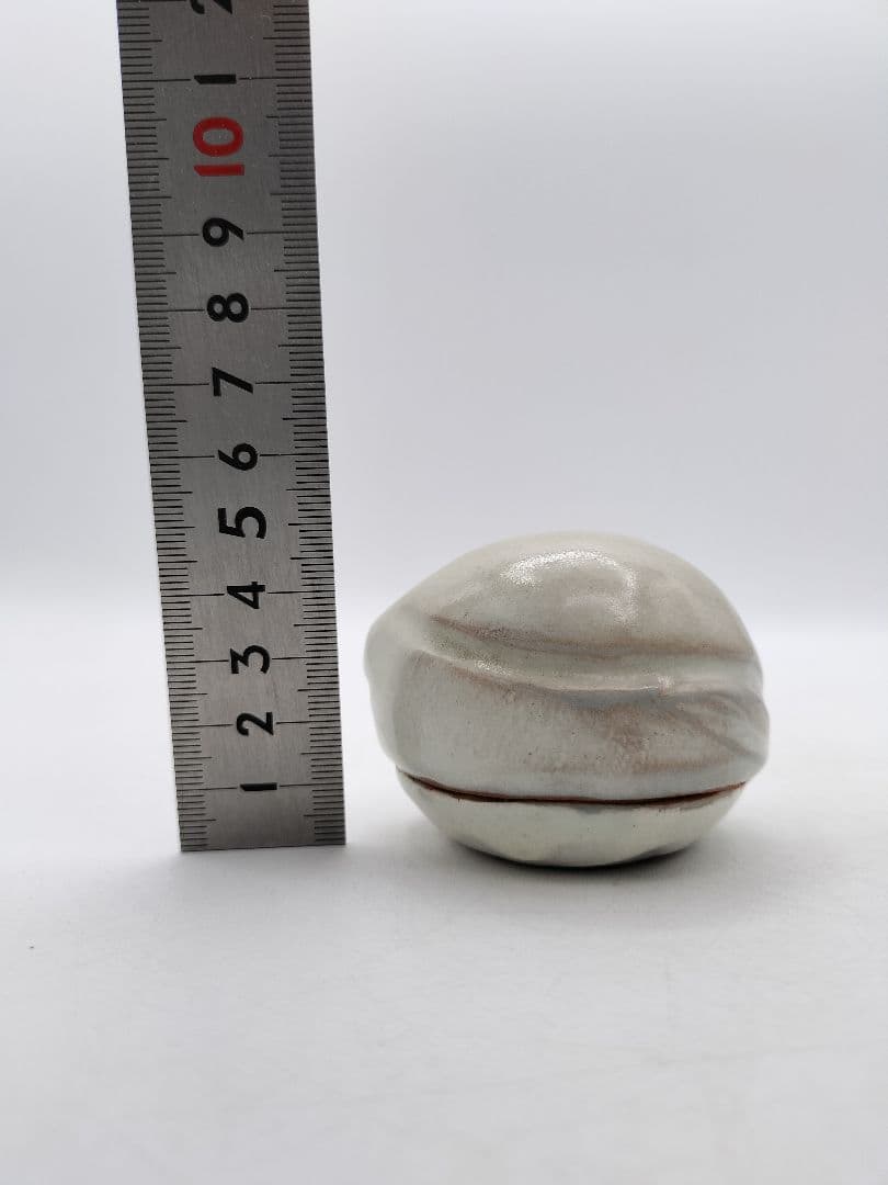 c802【新品・未使用】香合 萩焼 桃 宮田豊 木箱 茶道具