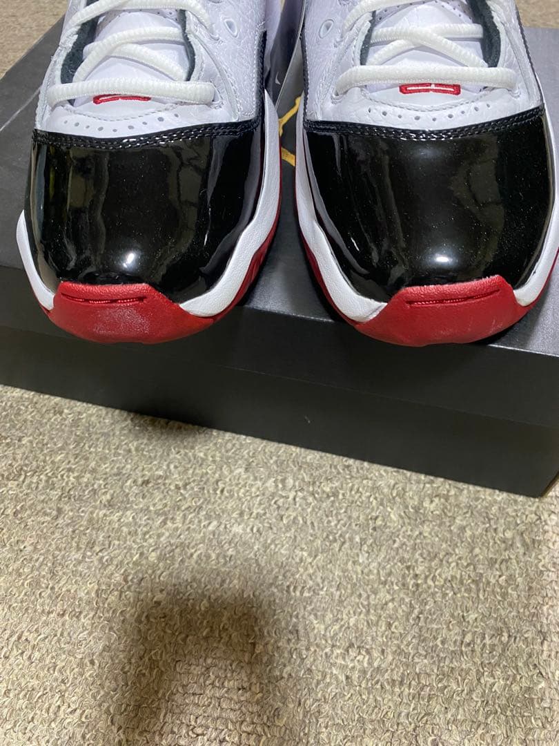 新品 未使用NIKE ナイキ　ジョーダン　JORDAN B’LOYAL