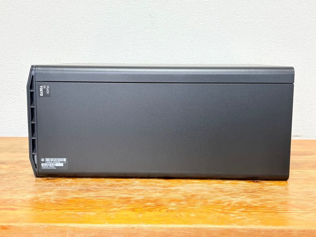 ベアボーン状態のHP Z2 Tower G5 Workstation