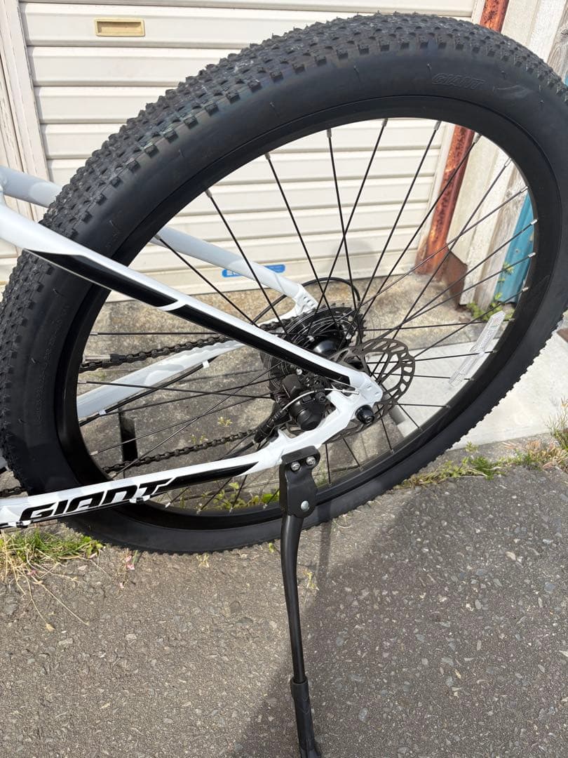 ジャイアント 2022年モデル？　　S atx 自転車