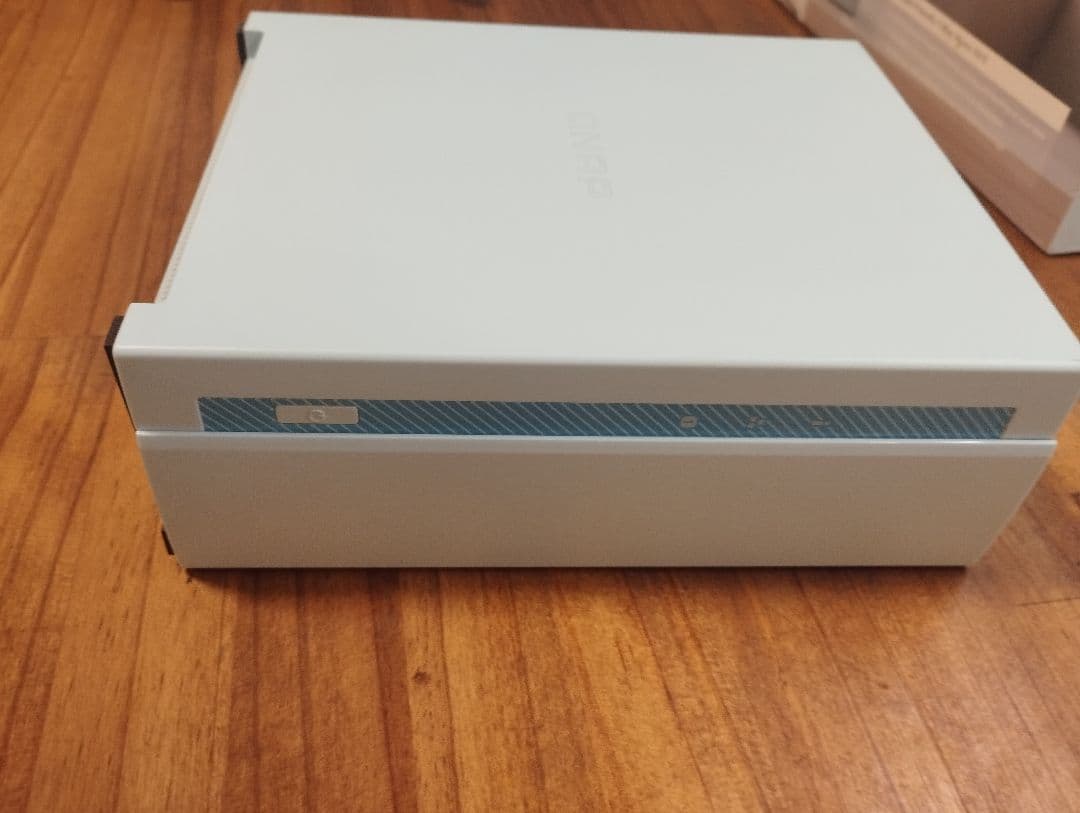 外付けハードディスク・ドライブ QNAP TS-130 nas