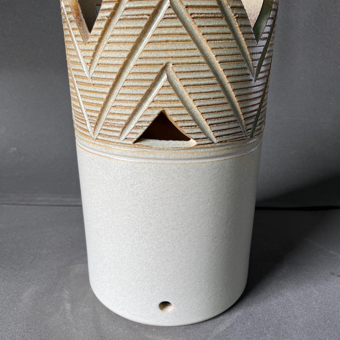 信楽焼傘立て  斜彫 高さ４３cm