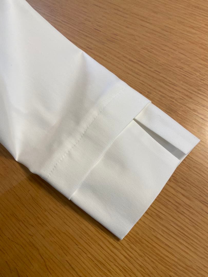 【新品・タグ付き】yori shiroconループ刺繍ロングスリーブ 38 白