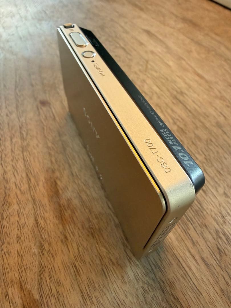 【美品】SONY Cyber-shot DSC-T700 ゴールド 動作確認済