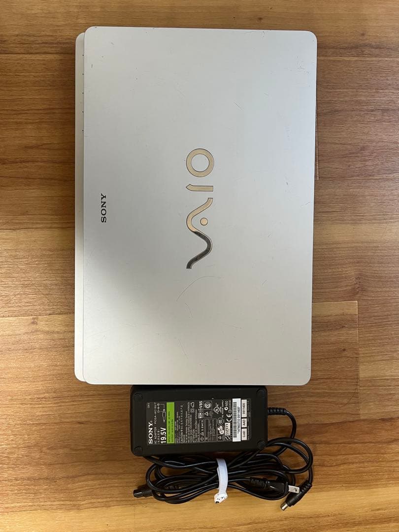 Sony VAIO ノートPC シルバー ACアダプター付き