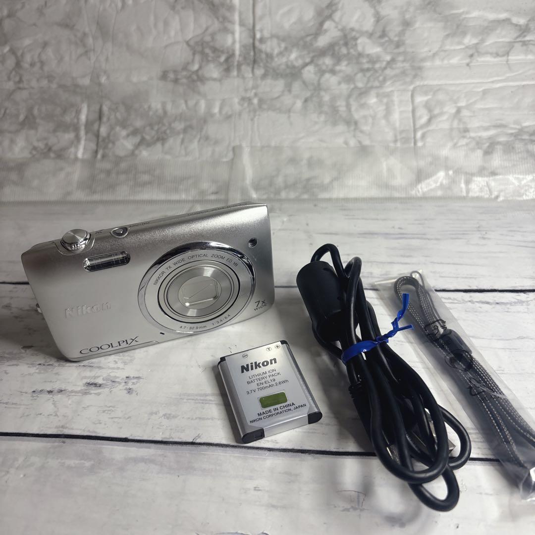 【美品】Nikon COOLPIXS3500 箱取説付