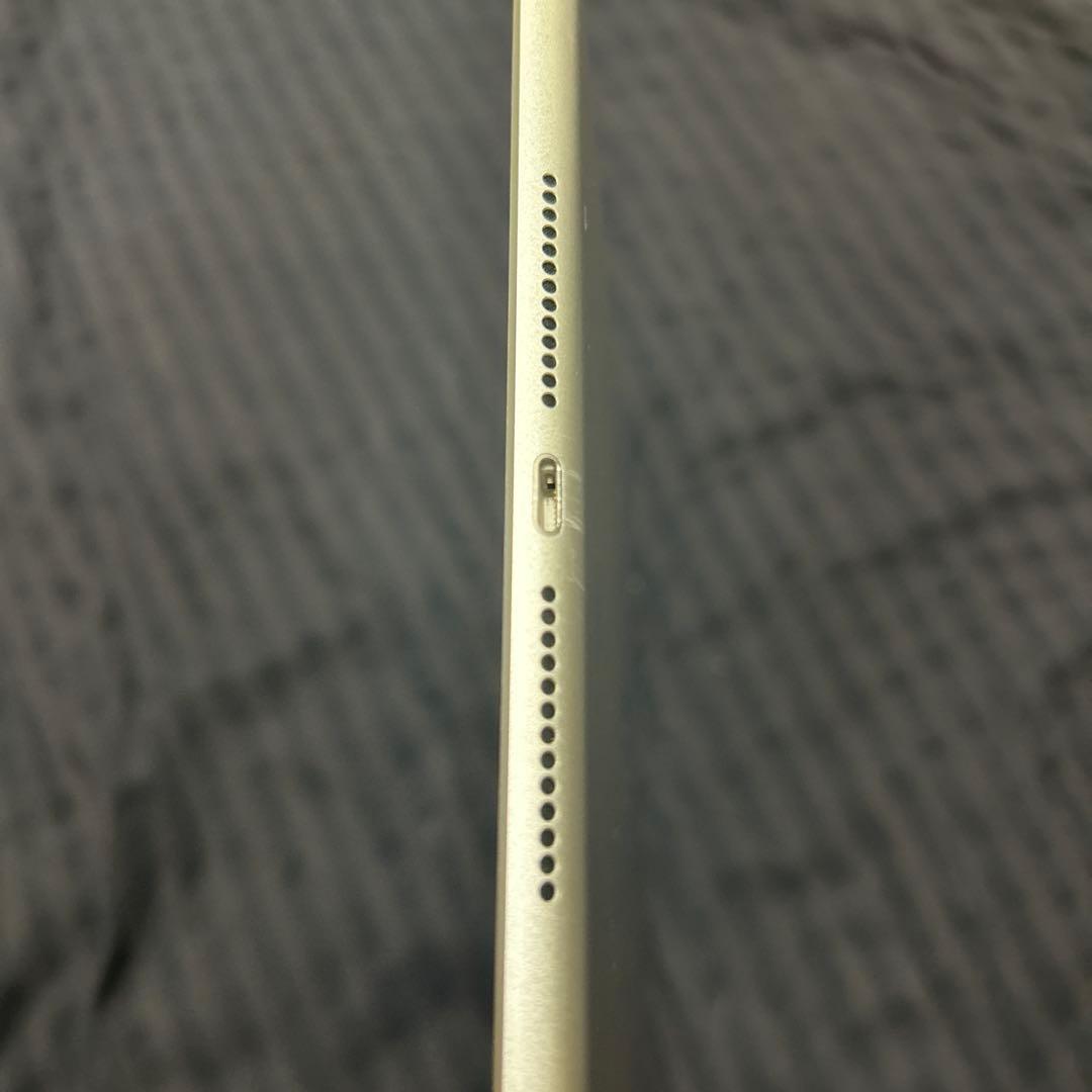 IPad 第5世代WiFi + Cellular128GBスペースグレー送料無料