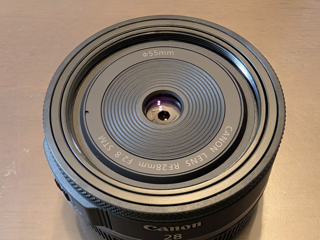 RF28mm F2.8 STM レンズ