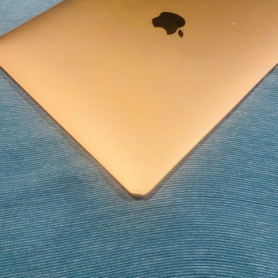 MacBookAir 2019 13インチ Core i5 8G 256GB