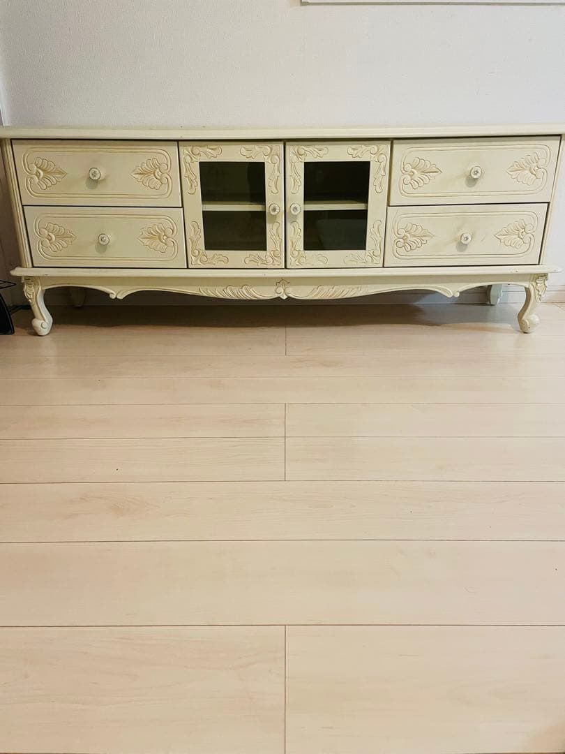 ロココ調　猫脚アンティークテレビ台