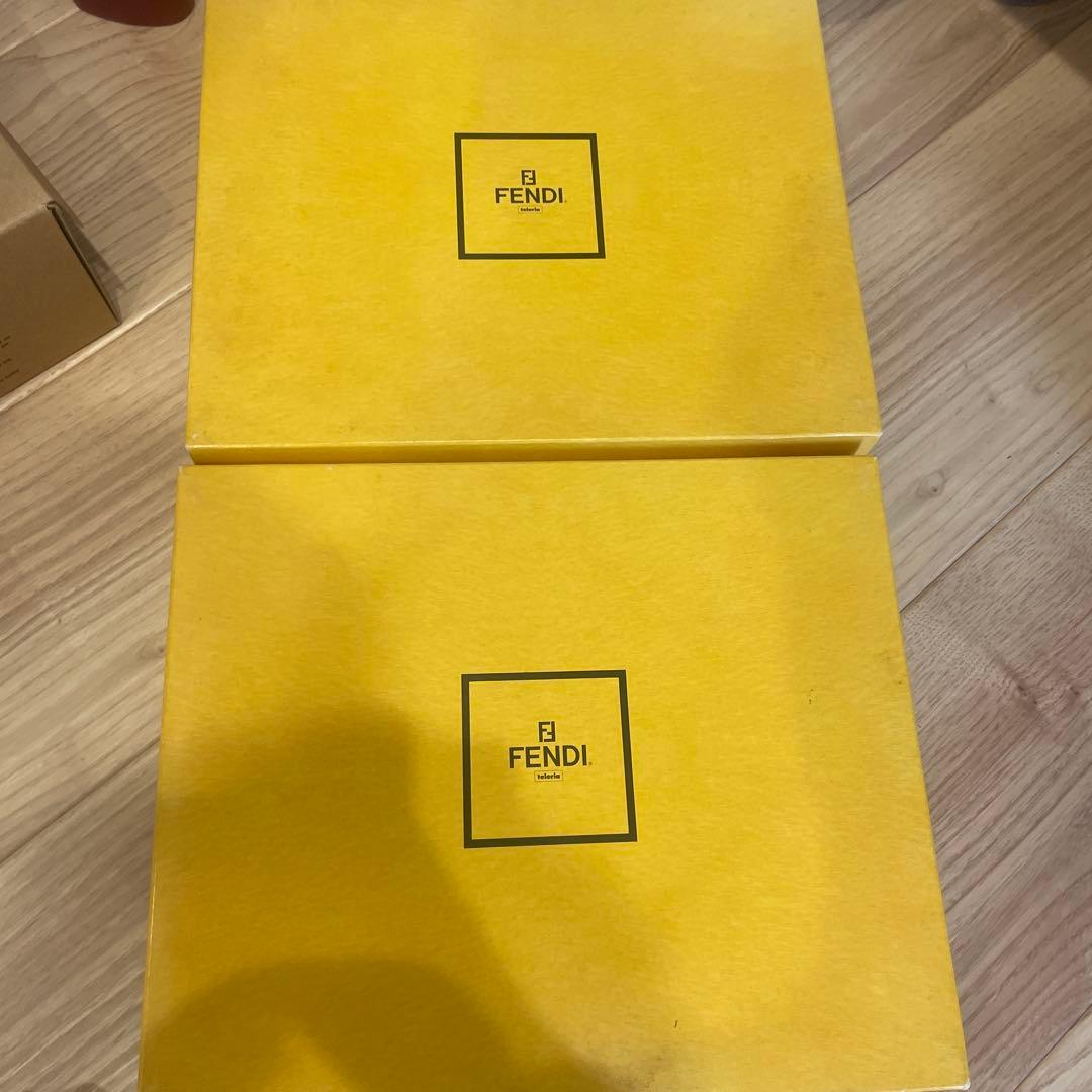 FENDI バスタオル　ズッカ柄