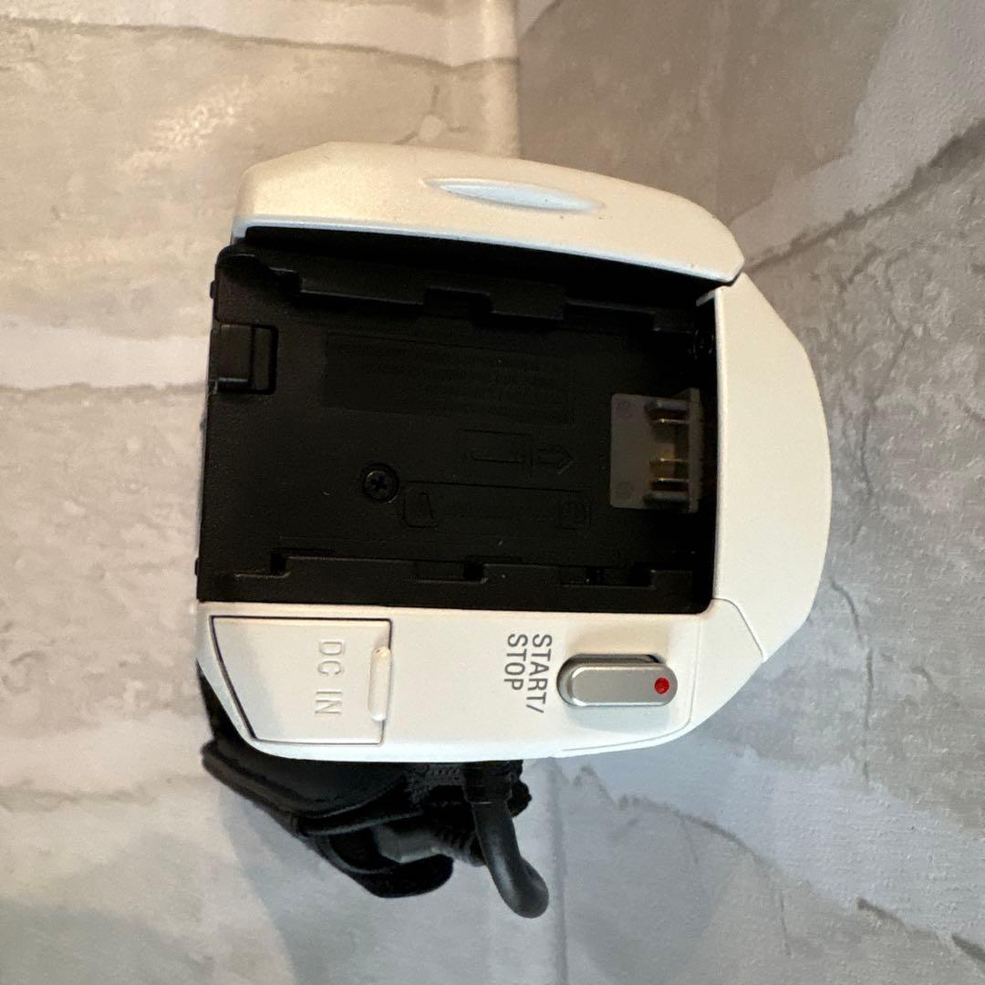 SONY HDR-CX680 ホワイト　訳アリ美品