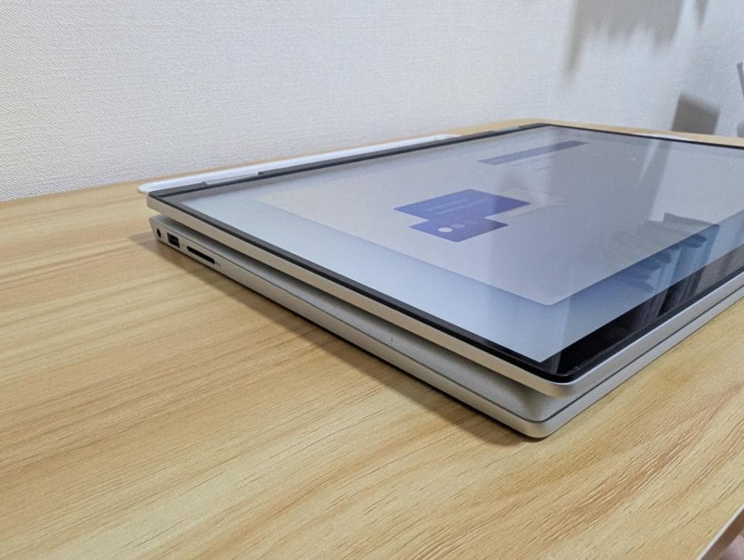 Dell Inspiron 14 7420 2-in-1 / 第12世代i5