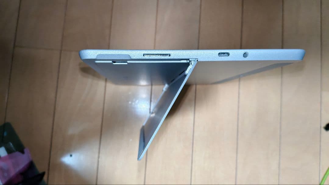 t*8様 Surface Go LTE 8GB 128GBモデル