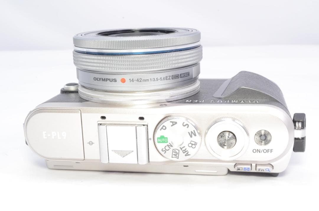 OLYMPUS PEN E-PL9 ミラーレスカメラ