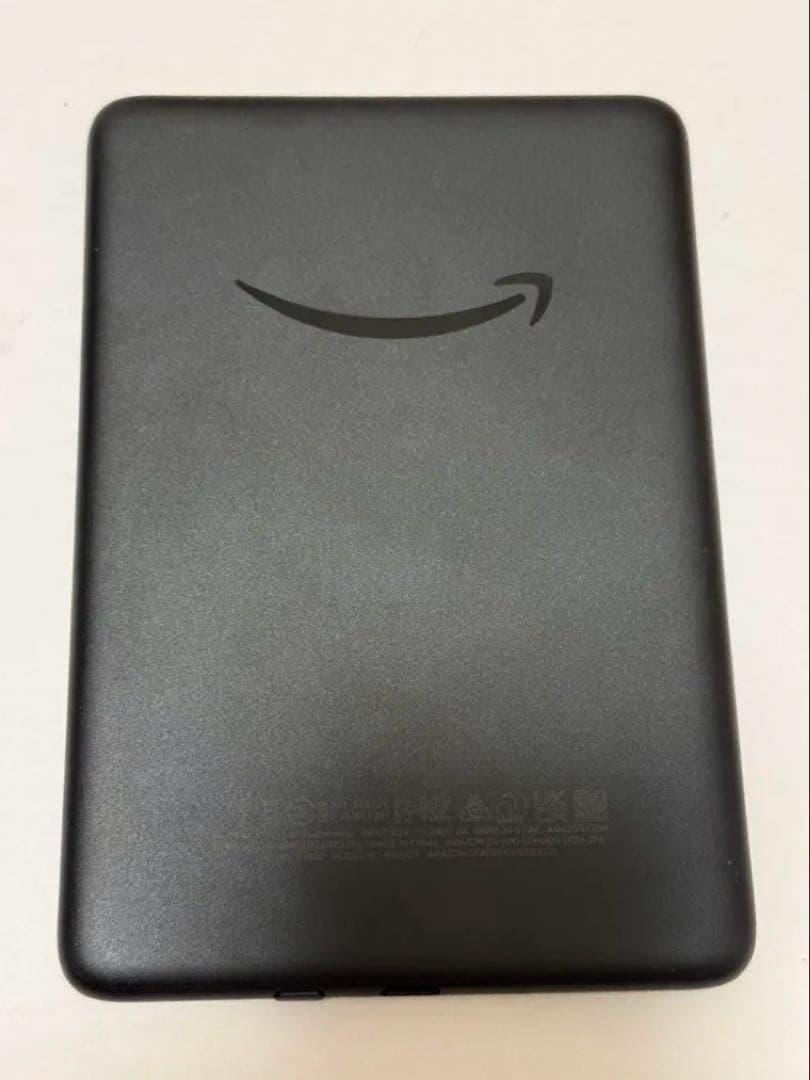 美品 Kindle (第11世代) 本体ブラック 16GB 純正カバー付き
