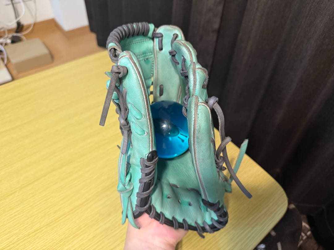 GSグローブ　ゴリラスポーツ　カエル