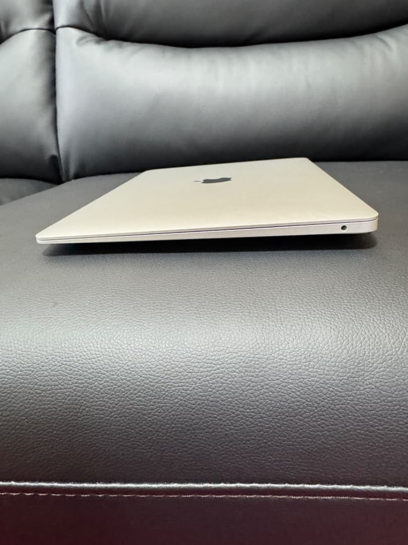 MacBookAirM1 13インチ メモリ16GB 512GB