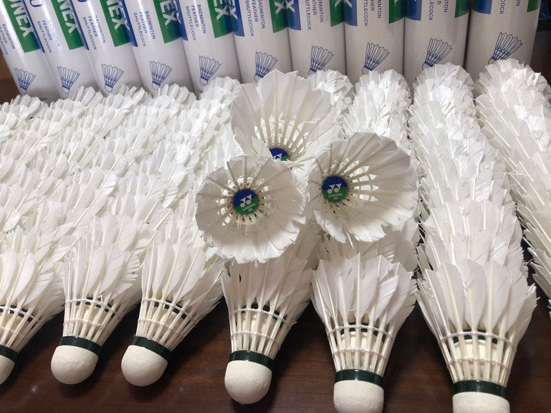 YONEX AEROSENSA500の中古シャトル（240個）