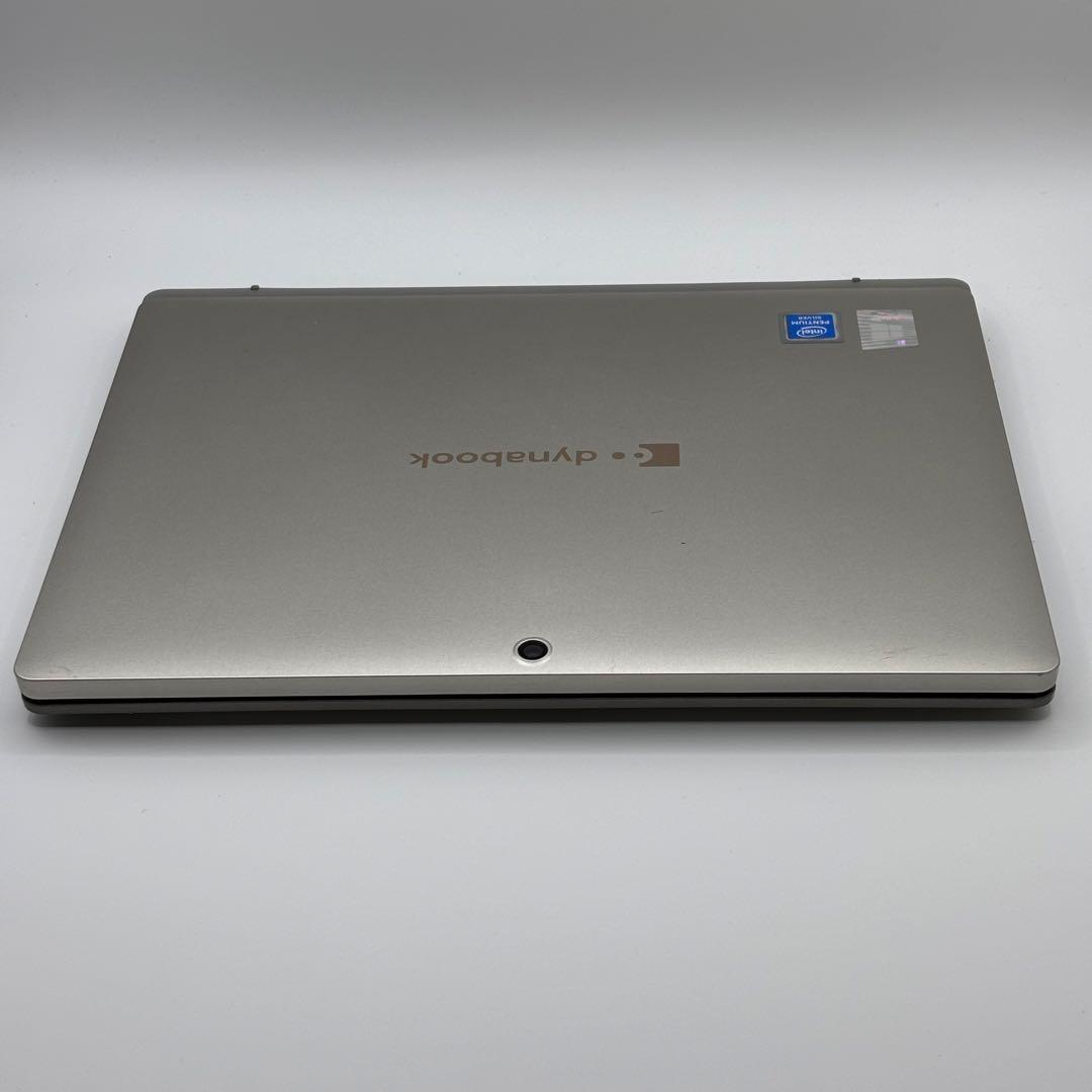東芝 dynabook K60FS 2in1 メモリ8GB/ストレージ128GB