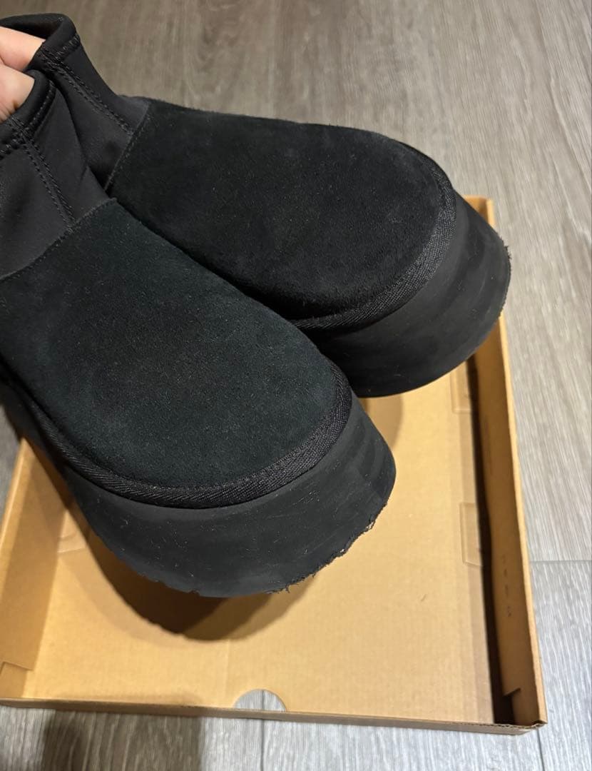 【UGG】CLASSIC MINI DIPPER