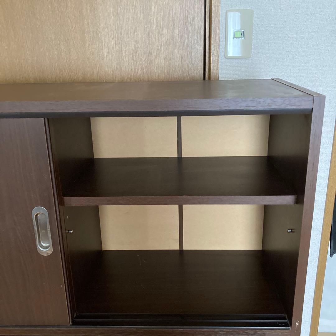 引き戸棚