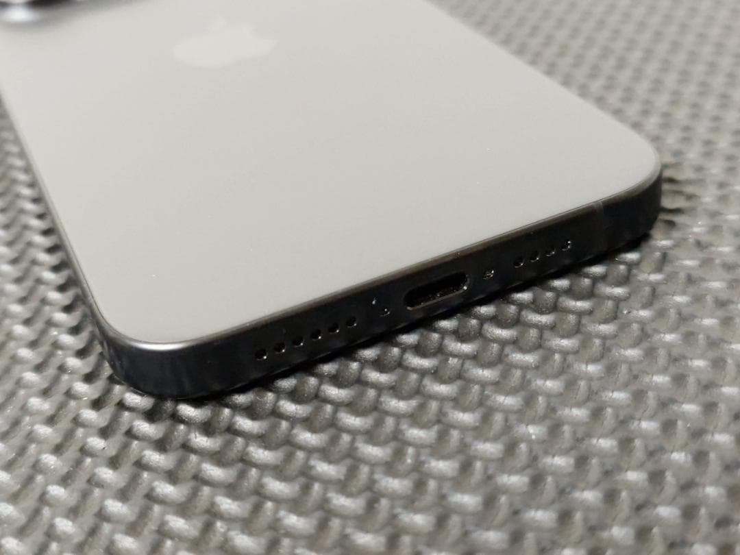 Apple iPhone15 ProMax ブラック 256GB 電池容量98%