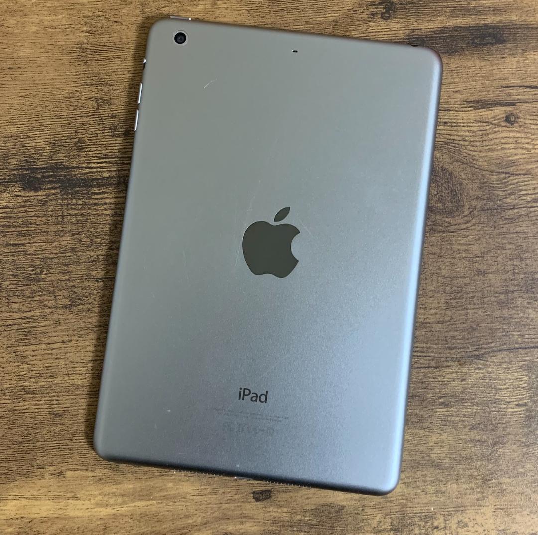Apple iPad mini 2 32GB スペースグレー