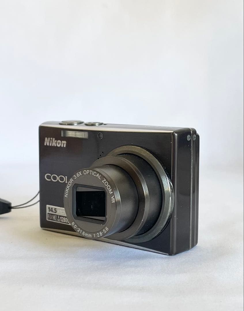【完動品】Nikon Coolpix S710 デジタルカメラ 動作確認済み