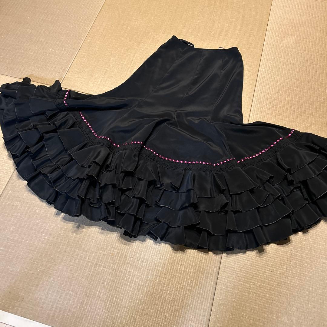 ソニアジョーンズ　ブラック　ファルダ