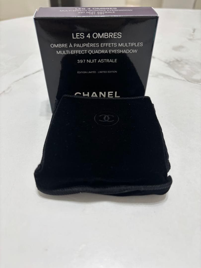CHANELアイシャドウ レ キャトル オンブル 397ニュイ アストラル
