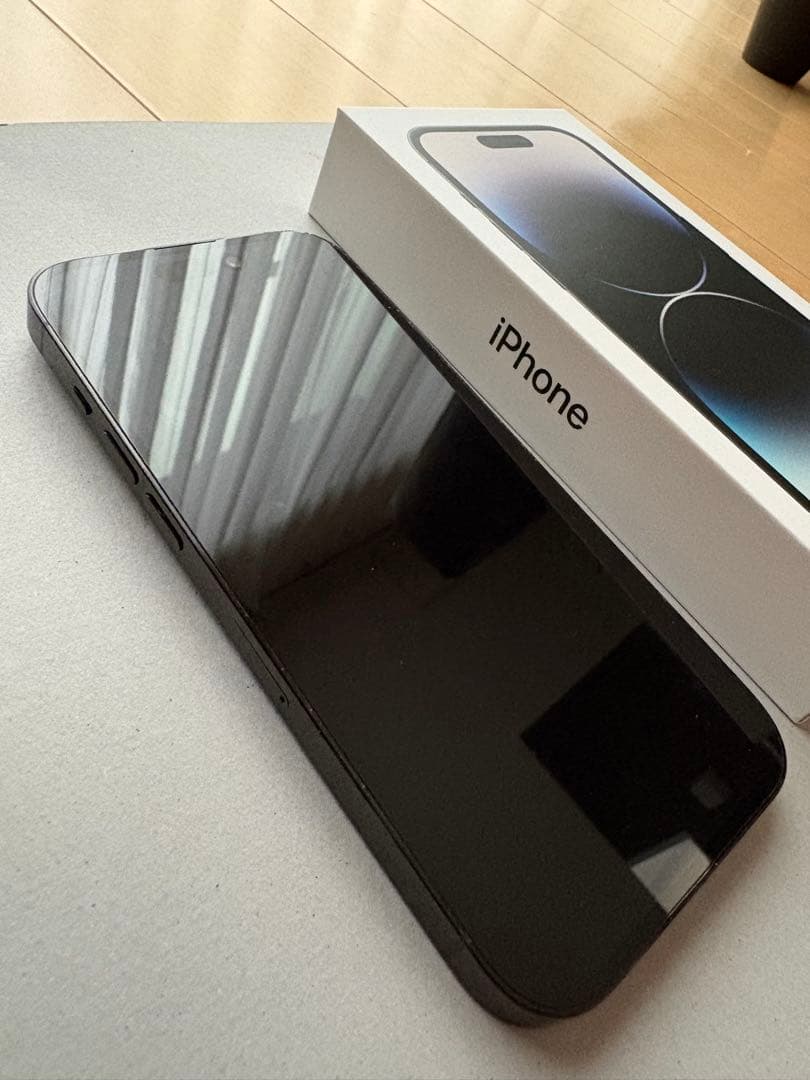Apple iPhone 14 Pro スペースブラック　128g