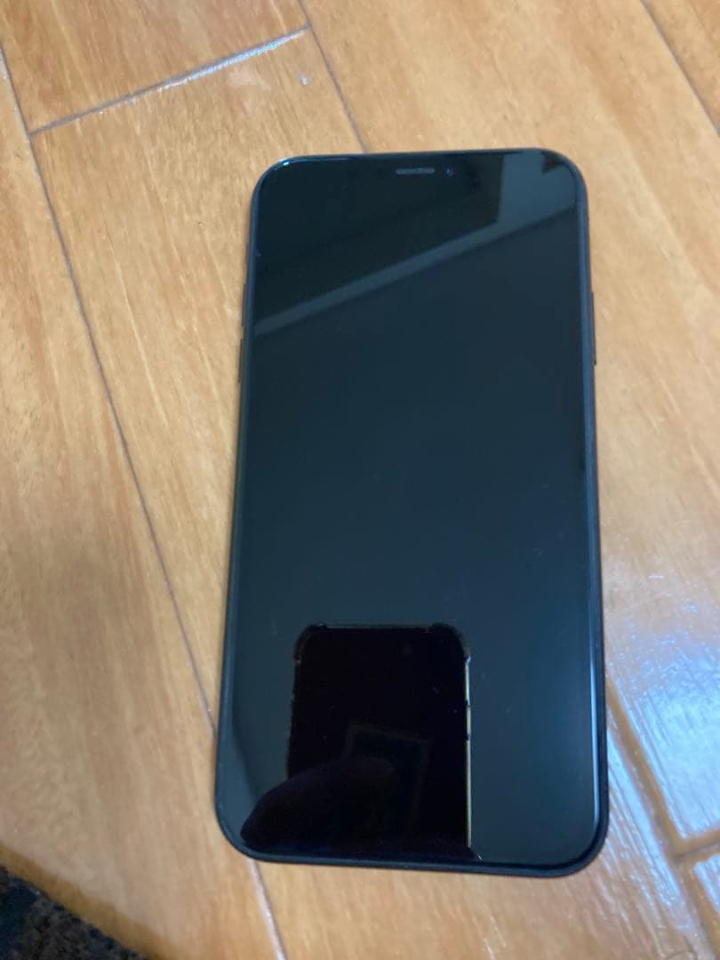 Apple iPhone XR 本体　美品