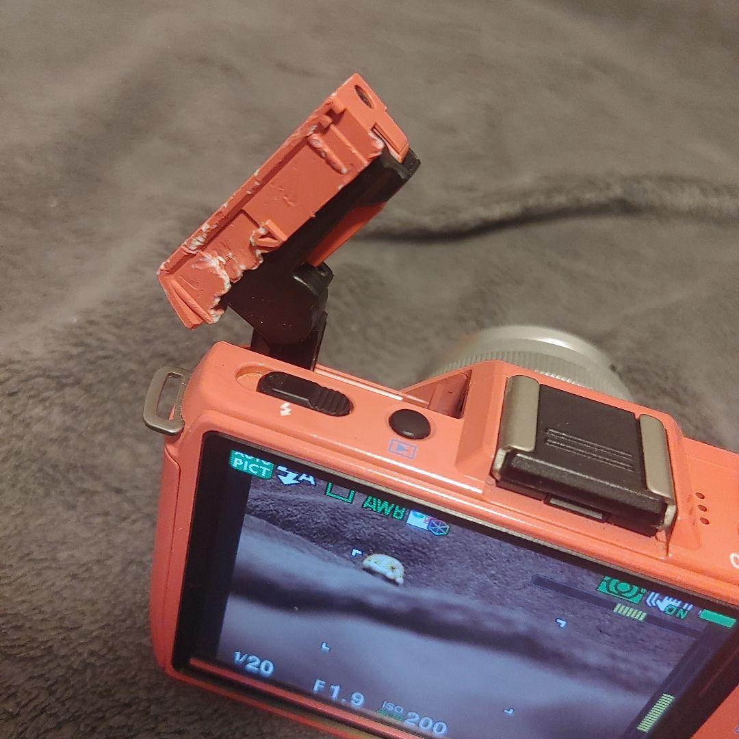 PENTAX Q7 ボディピンク×イエロー　動作確認済　シャッター飛び出し難アリ