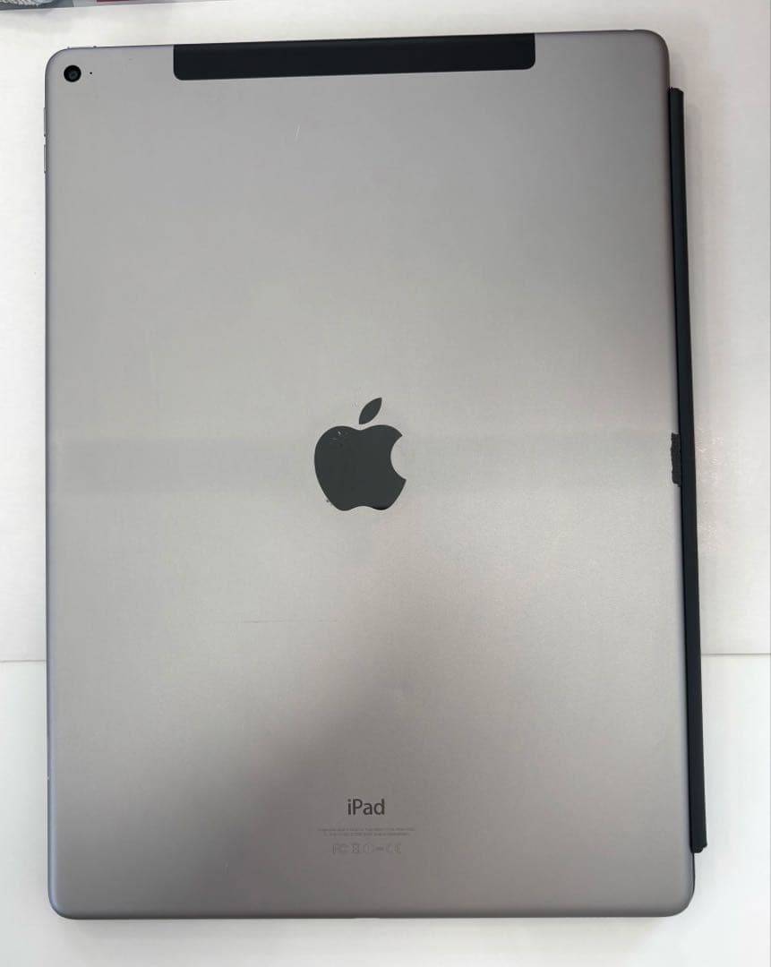 ❶ iPad Pro ★12.9インチ 128G キーボード付き★第1世代