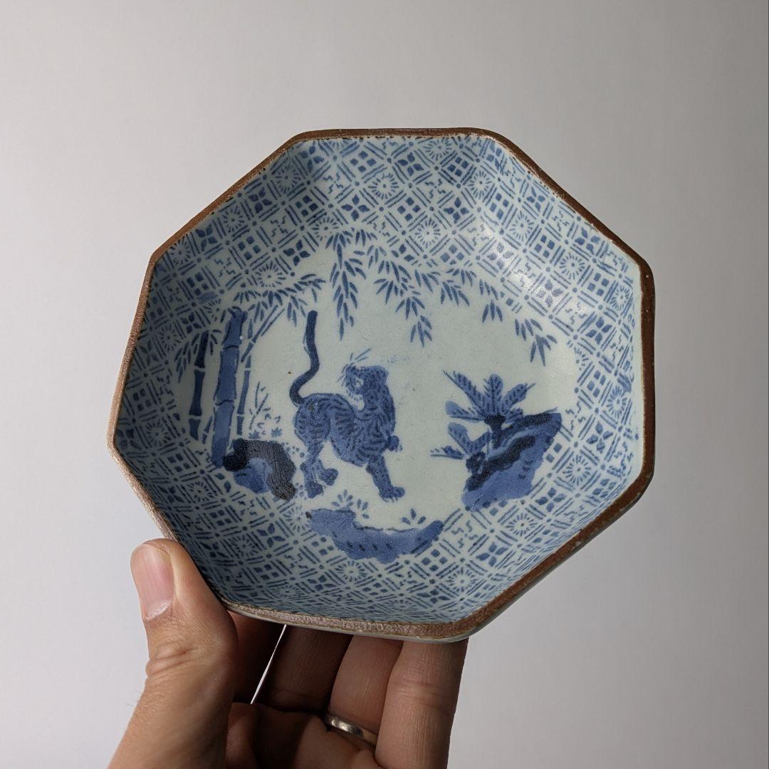 古伊万里 型紙摺 染付 竹虎文 八角皿 印判 肥前陶磁 伊万里焼 江戸時代
